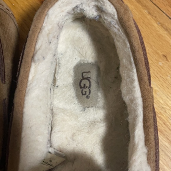 Ugg moccasins - Picture 2 of 6